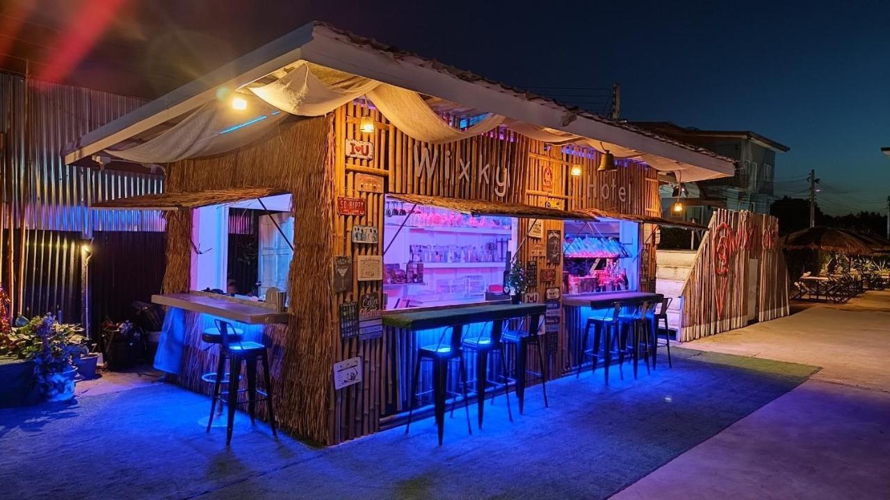 Wixky Hotel Nongkhaj Kültér fotó