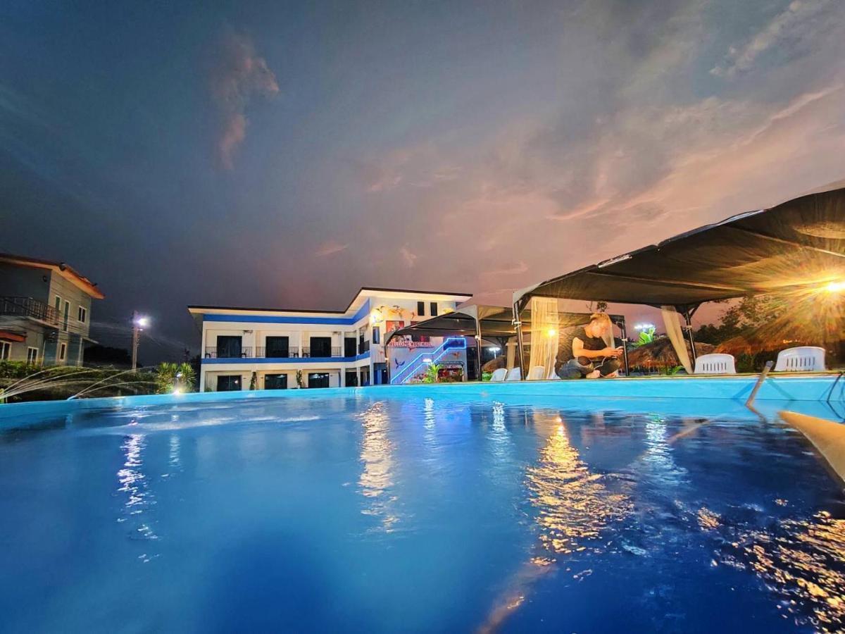 Wixky Hotel Nongkhaj Kültér fotó
